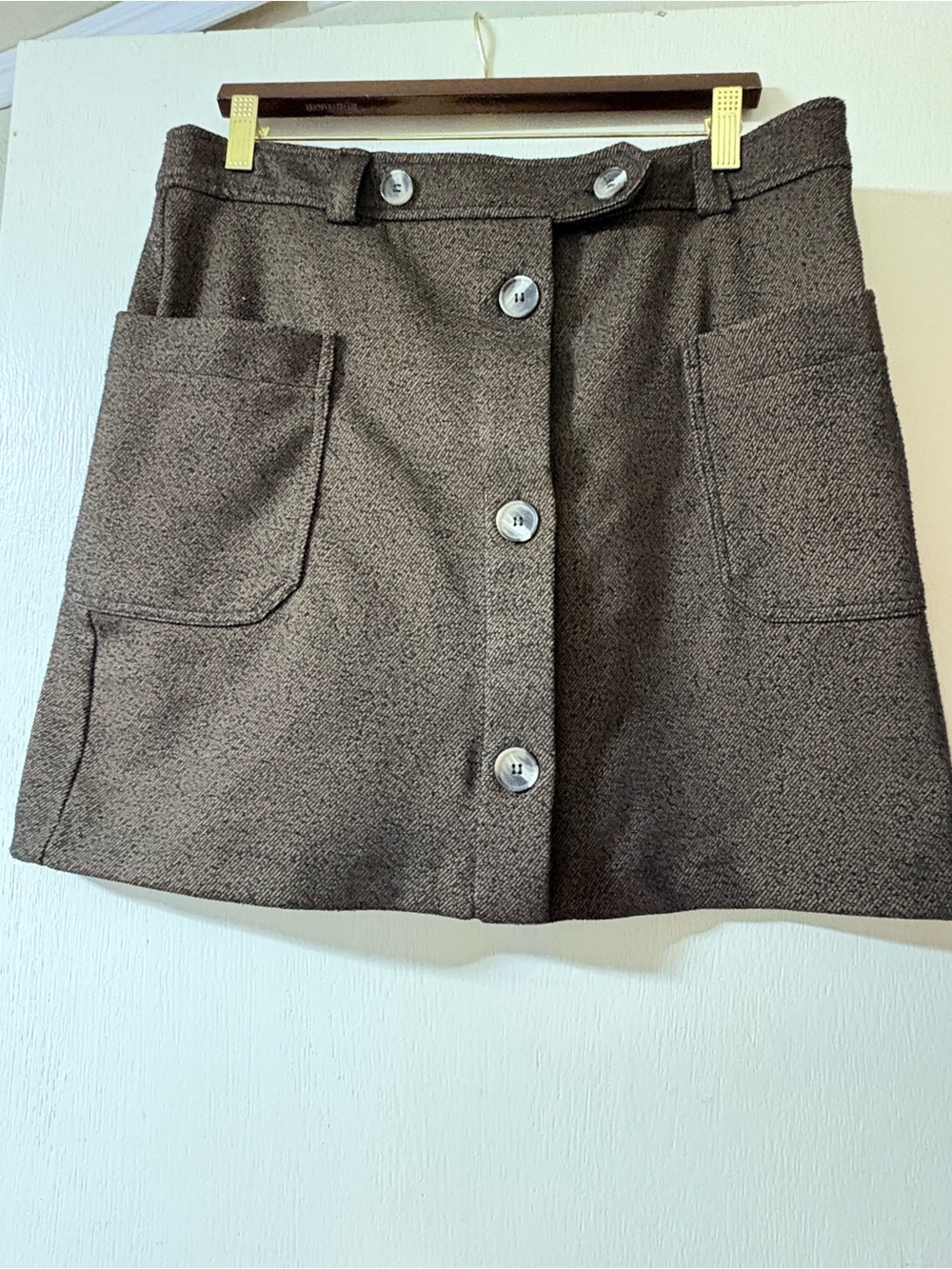 Button front Tweed mini skirt